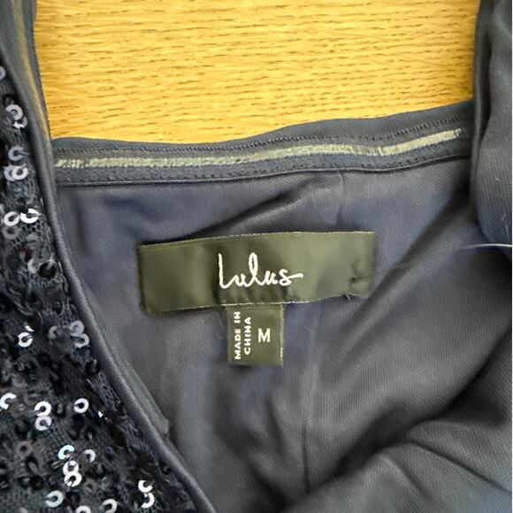 Lulu's Maxi Dress Halter Neck Sequins Size M Navy Blue - Picture 3 of 5